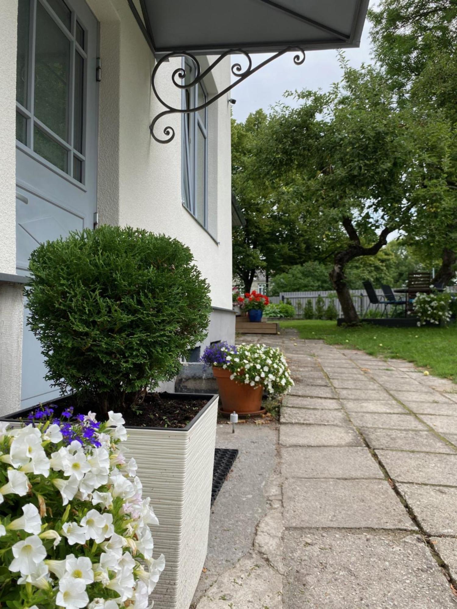 Vanapargi Apartments パルヌ エクステリア 写真